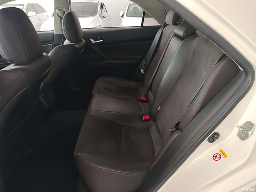 Toyota 2.5V, 2017 17