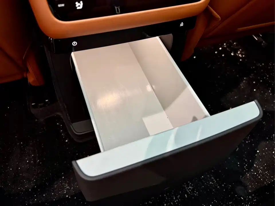 Li Auto Ideal L6