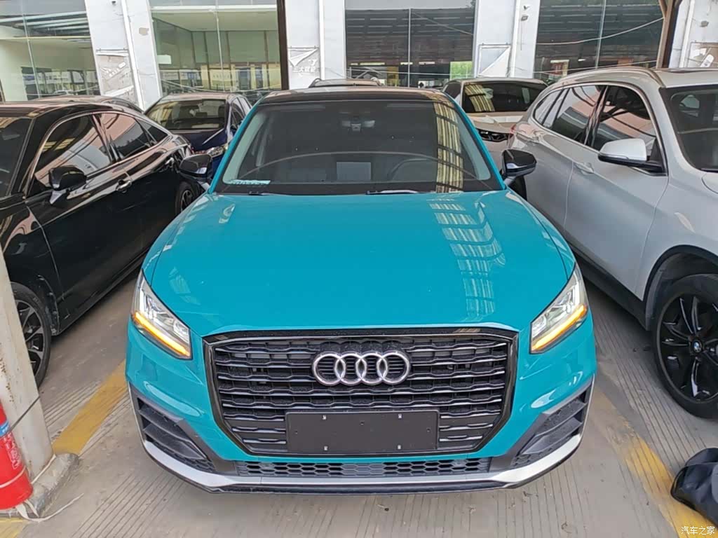Audi Q2L, 2020 3
