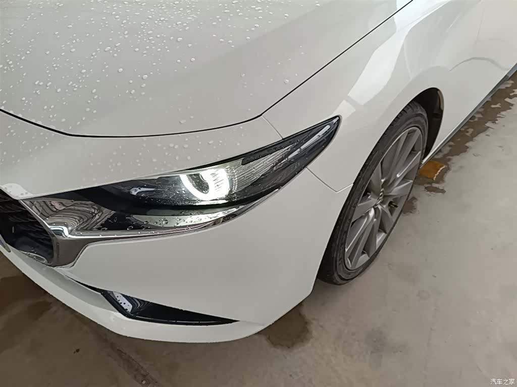 Mazda Mazda3, 2022 24
