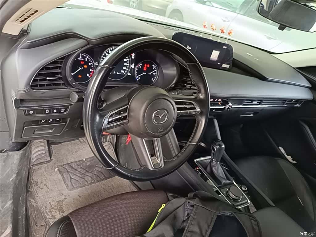 Mazda Mazda3, 2022 10