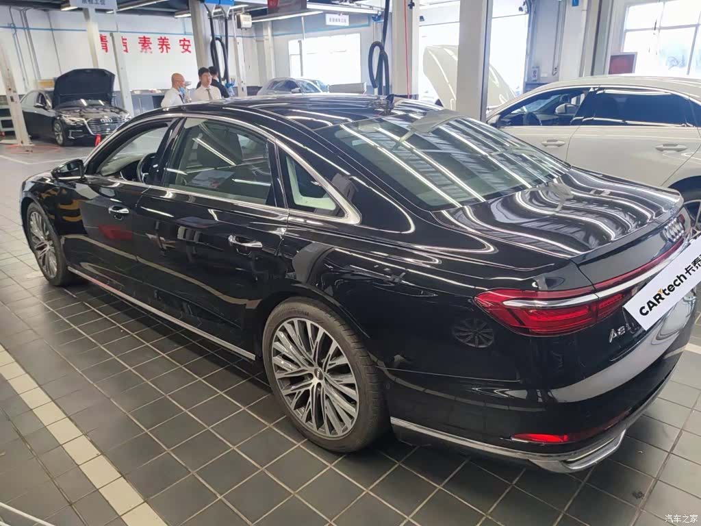 Audi A8L, 2020 4
