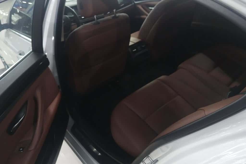 BMW 5 Series, 2016 11