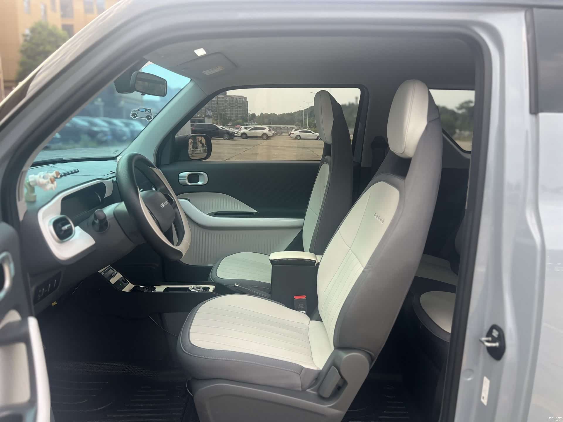 Geely Panda, 2025 4