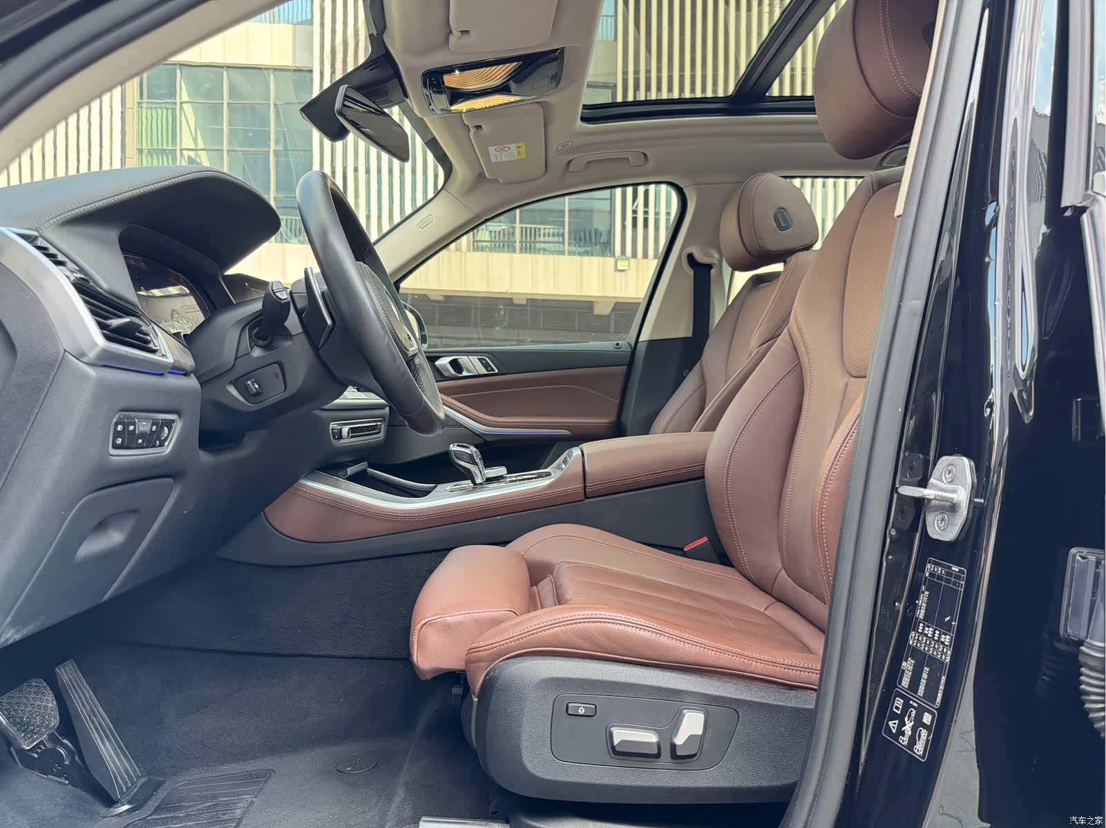 BMW X5, 2021 9