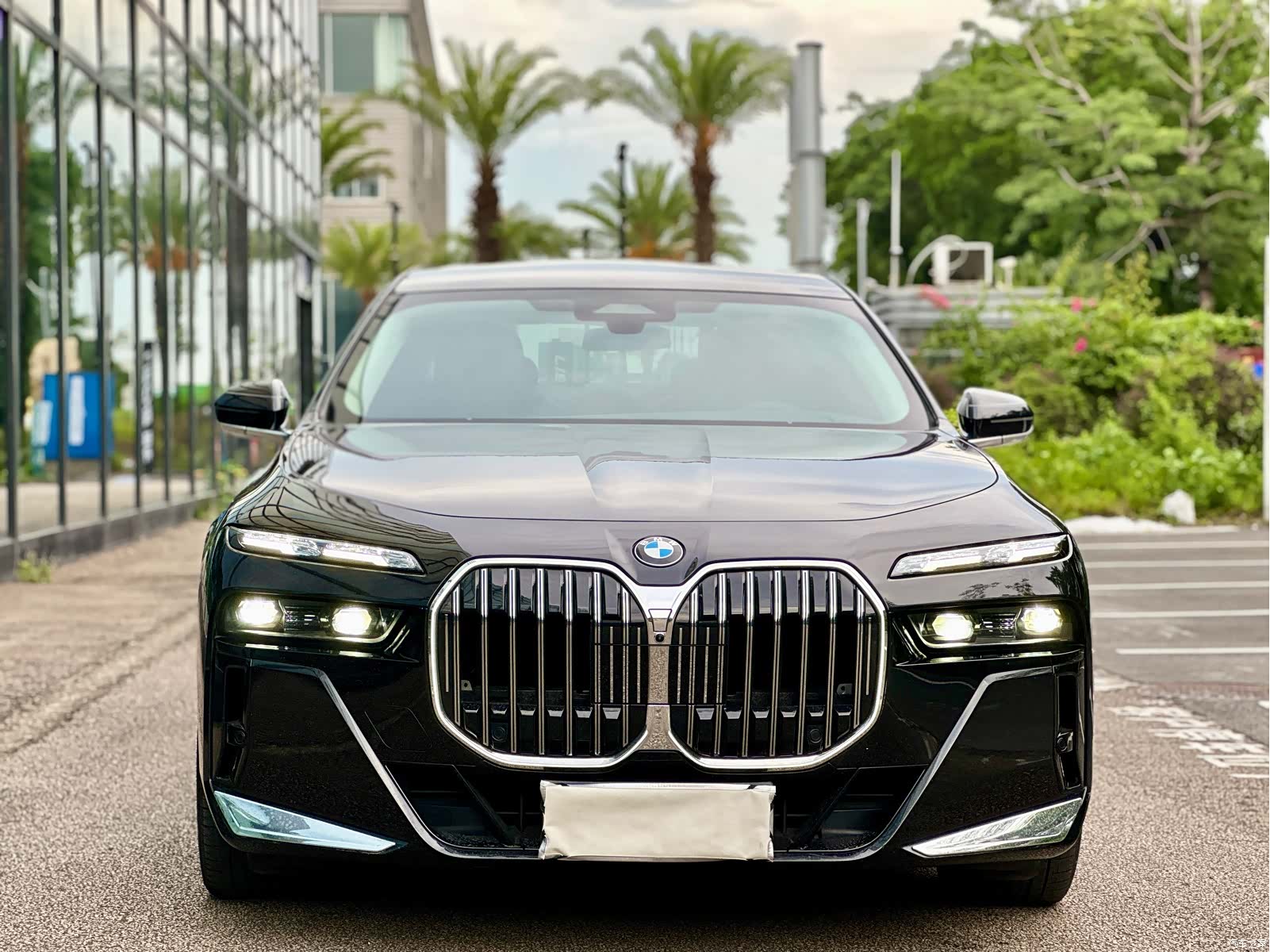 BMW 7 Series, 2023 2