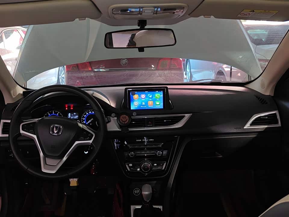 Changan Yuexiang V7