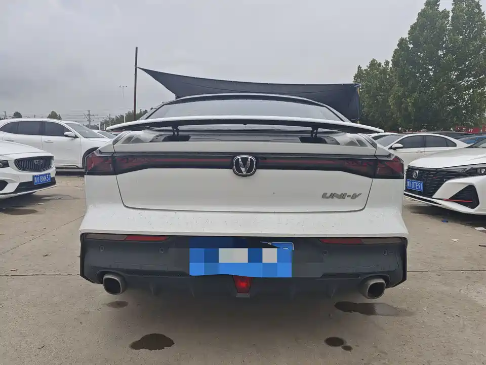 Changan UNI-V