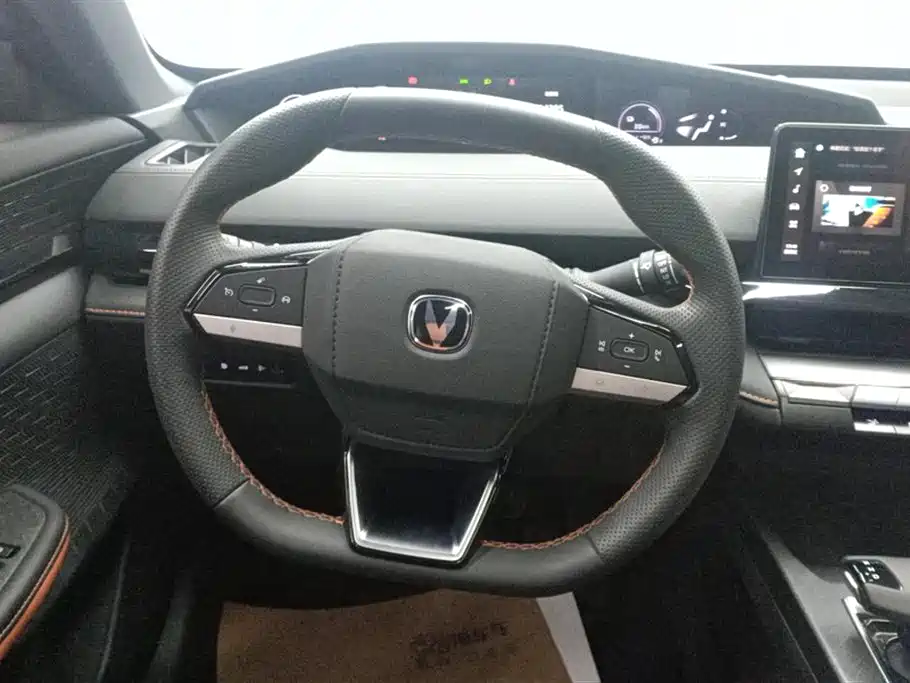 Changan UNI-V Smart iDD