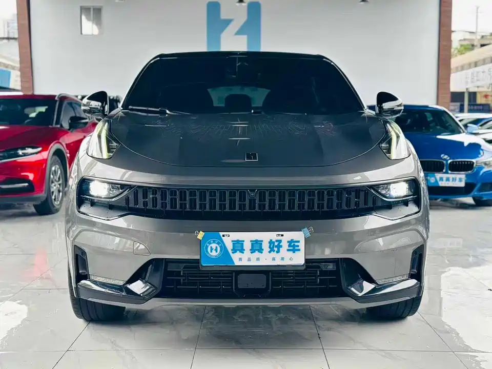 Lynk & Co 05