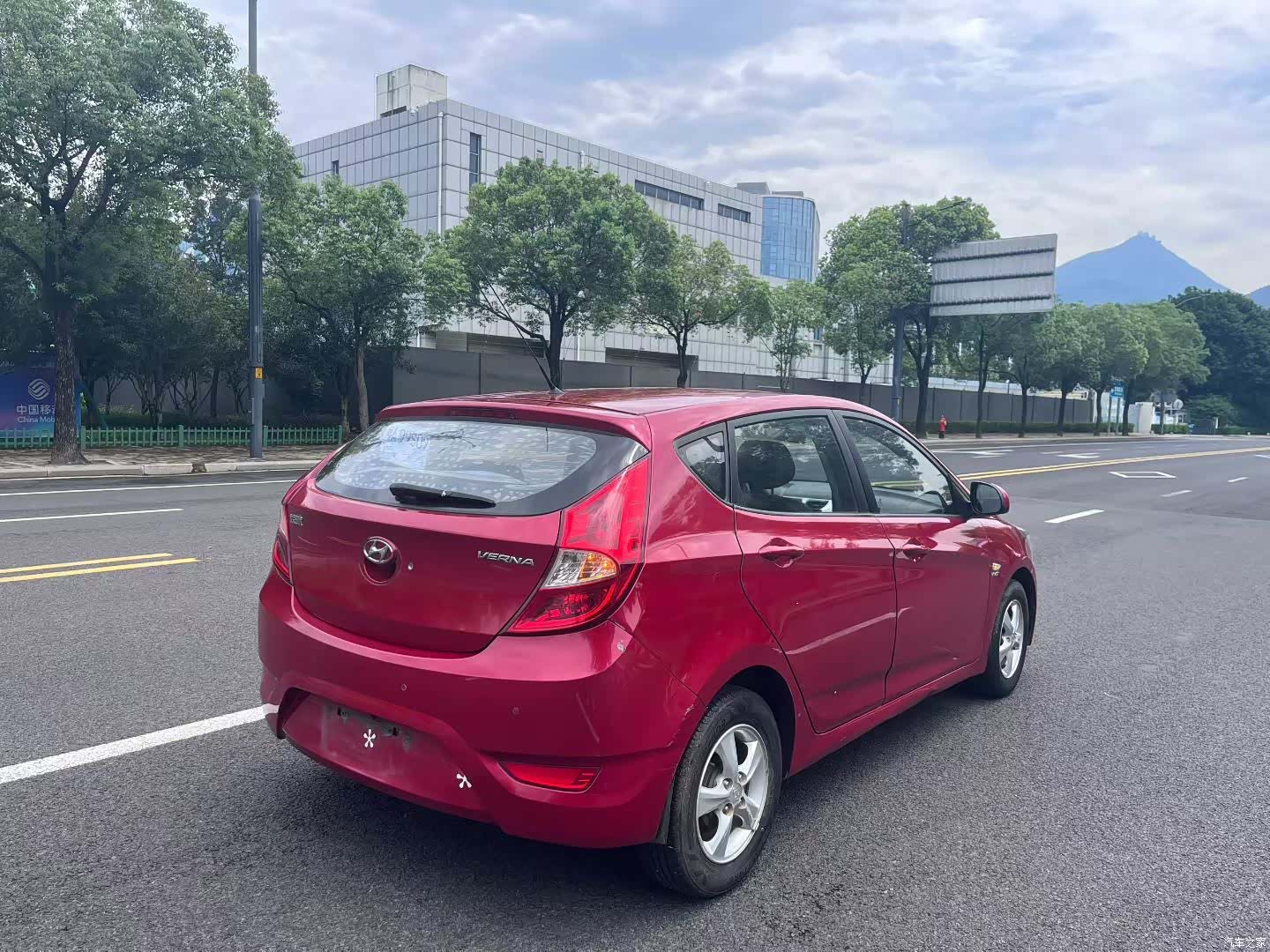 Hyundai GLX, 2014 9