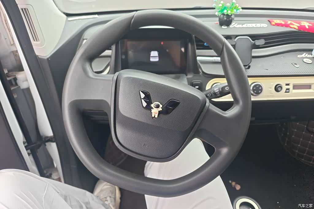Wuling MINIEV, 2021 15