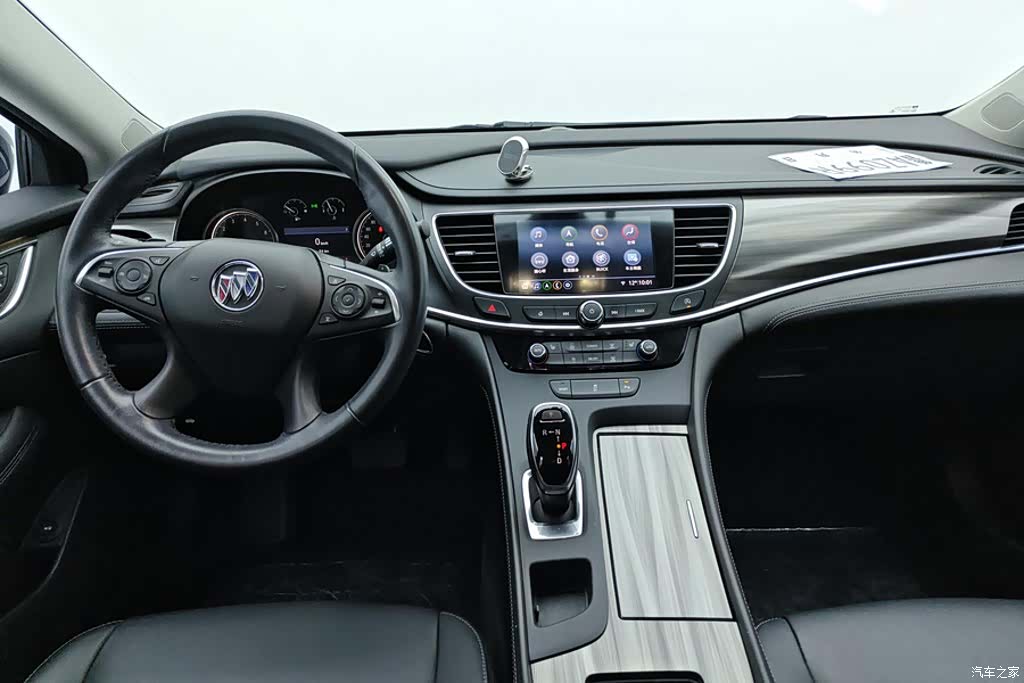 Buick LaCrosse, 2023 12