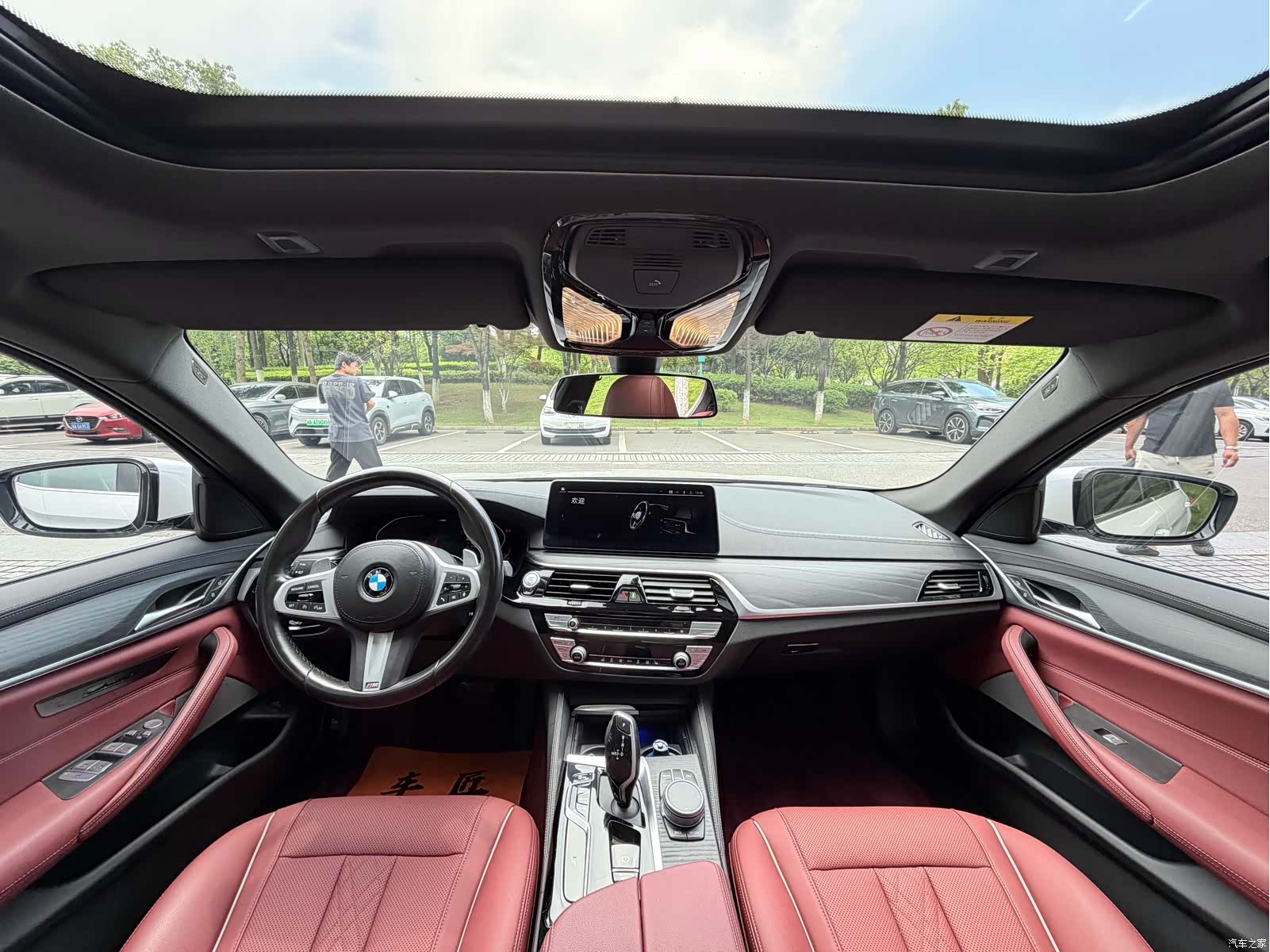 BMW 5 Series, 2021 все фото