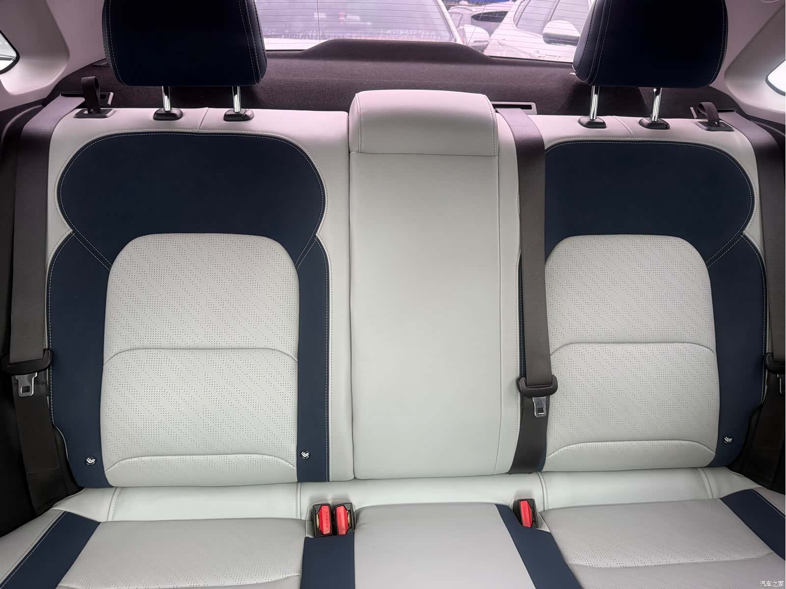 Geely Emgrand, 2022 11