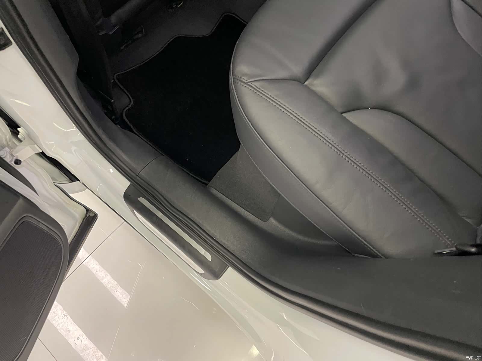 Audi Q3, 2014 27