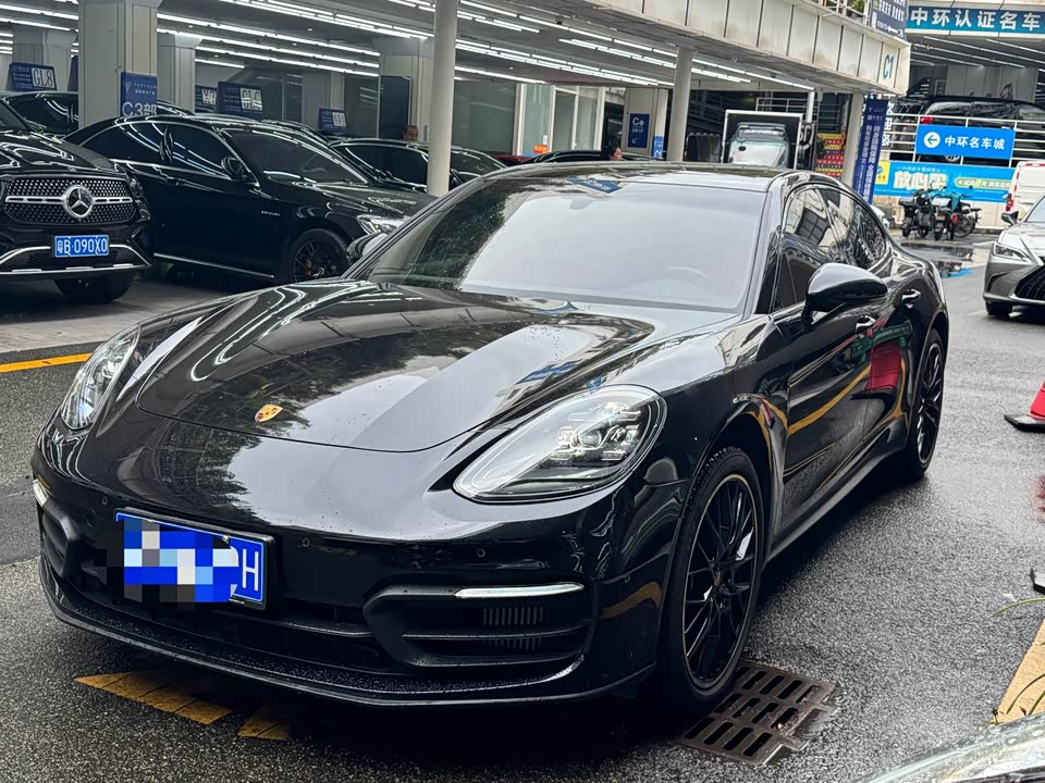 Porsche Panamera