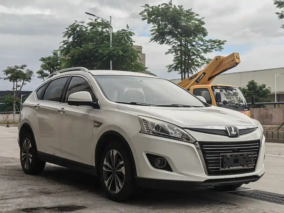 Luxgen Excellent 6 SUV
