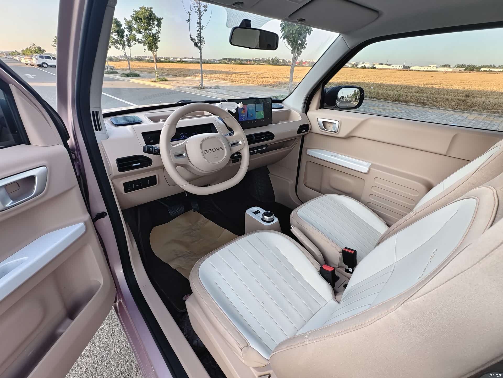 Geely Panda, 2023 3