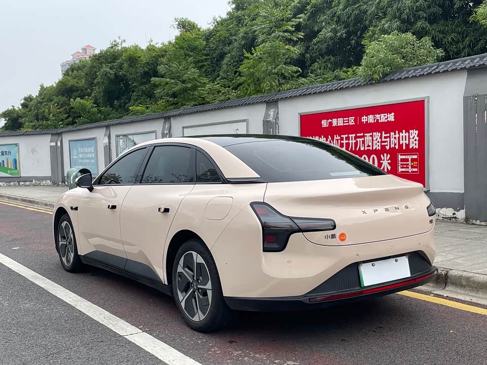 XPENG MONA M03