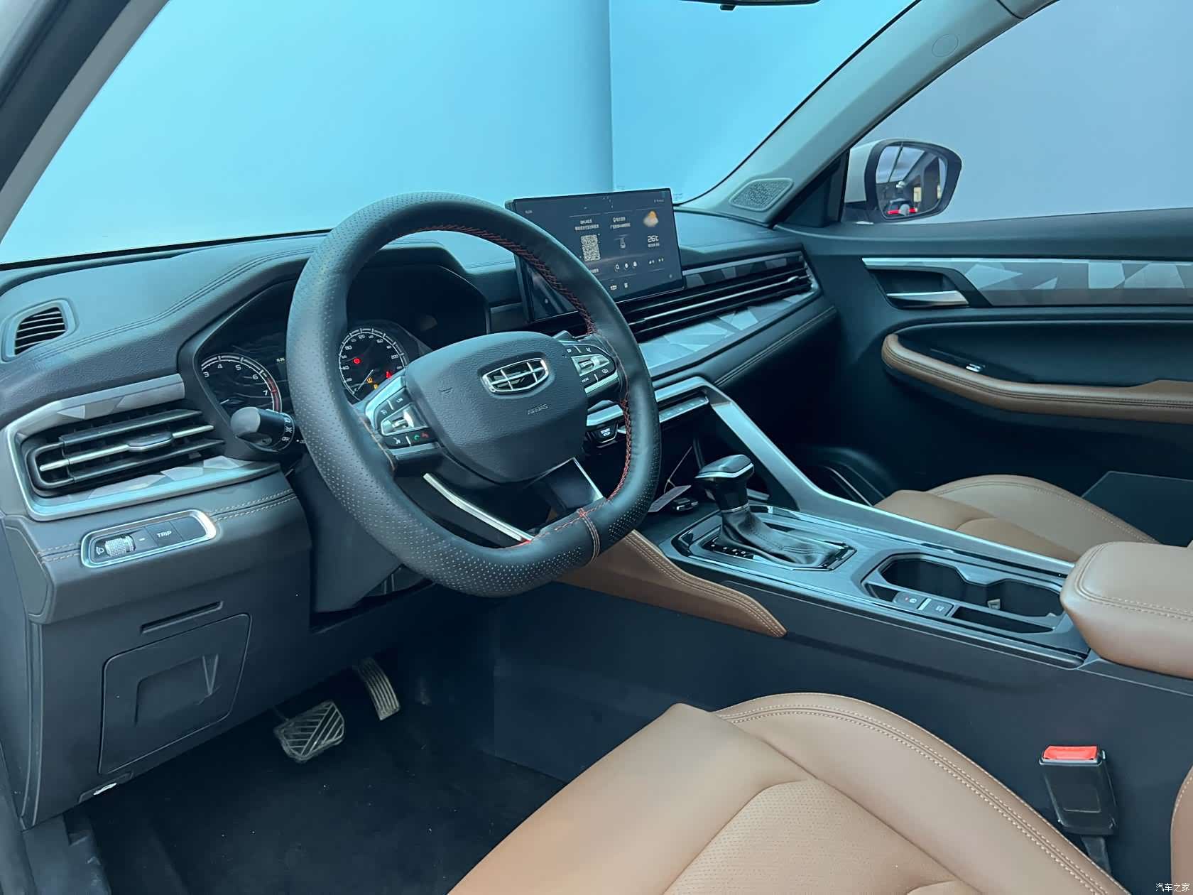 Geely X6, 2022 7