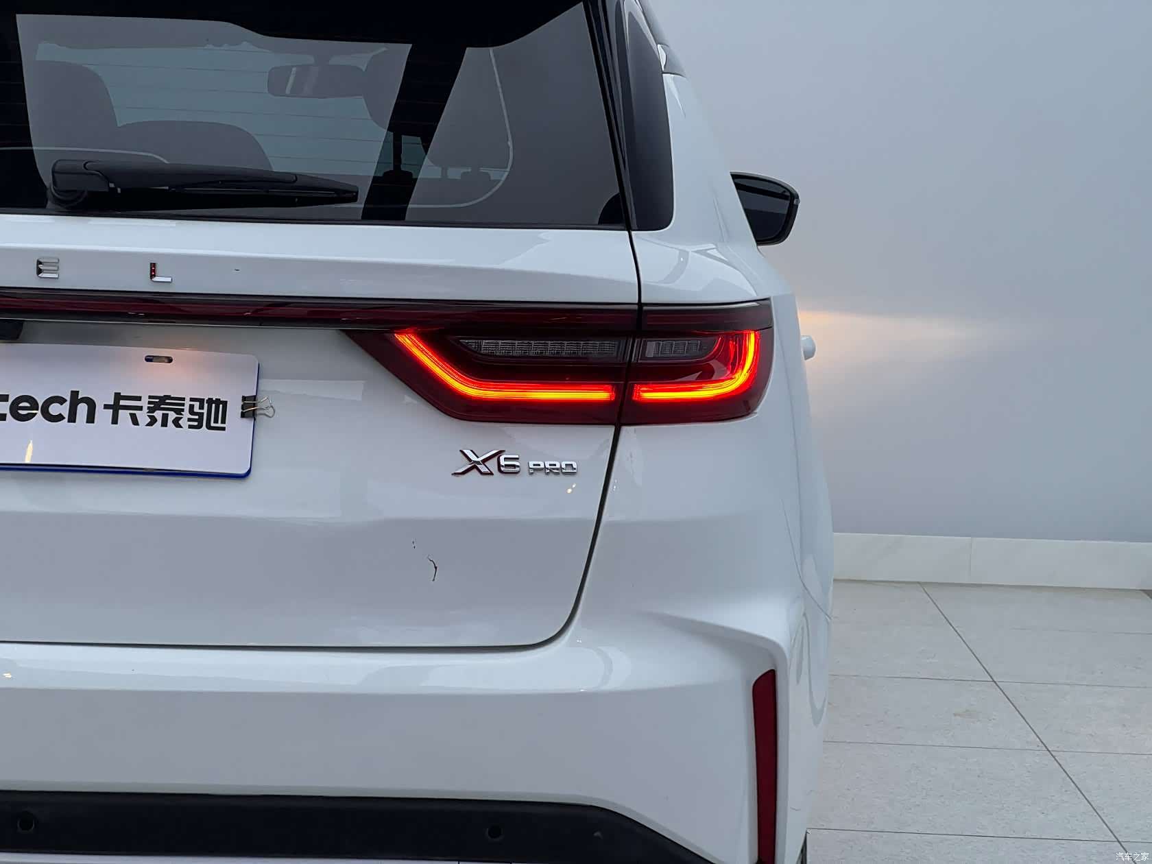 Geely X6, 2022 9