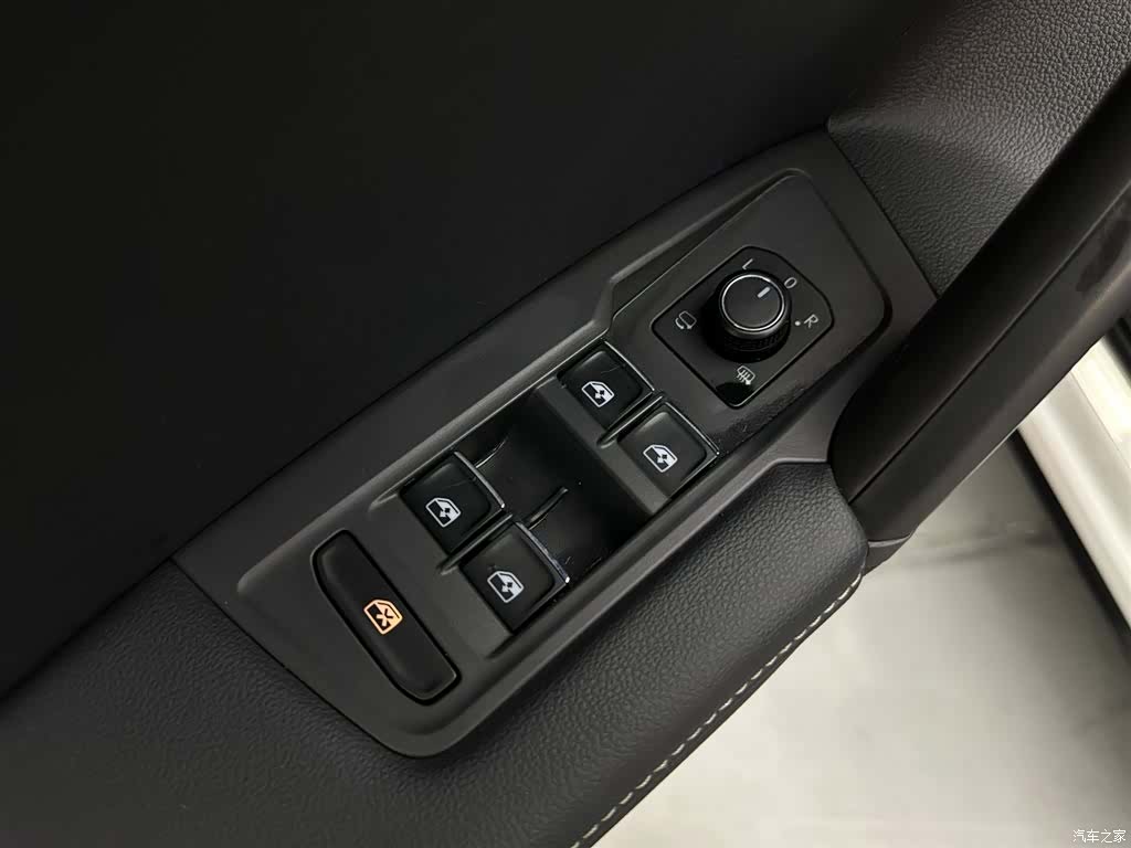 Volkswagen Tiguan L, 2020 22