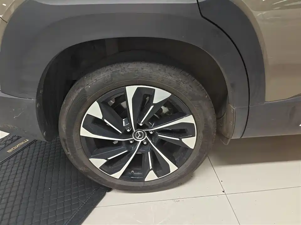 Mazda CX-50 line also