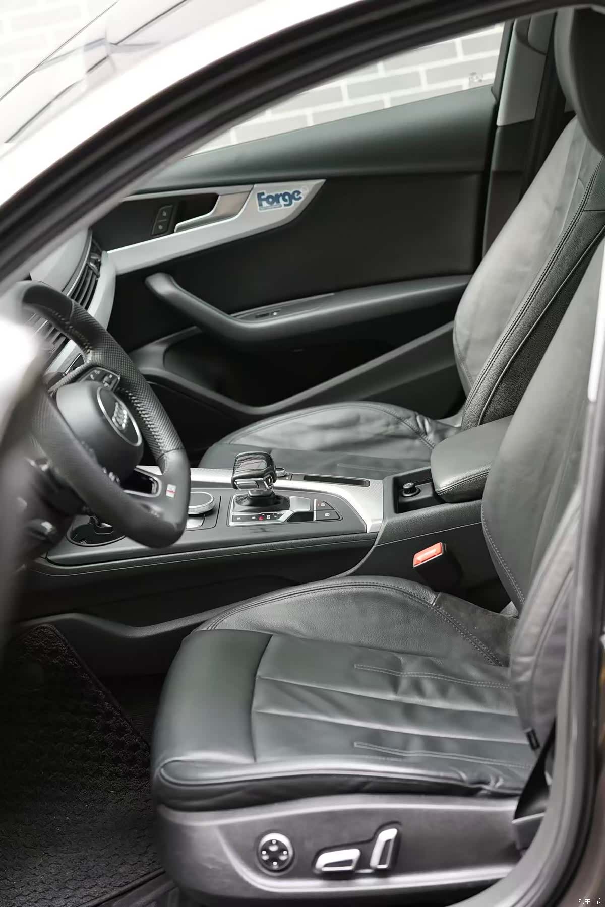 Audi A4L, 2017 4