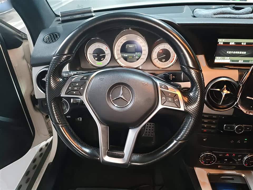 Mercedes-Benz GLK class