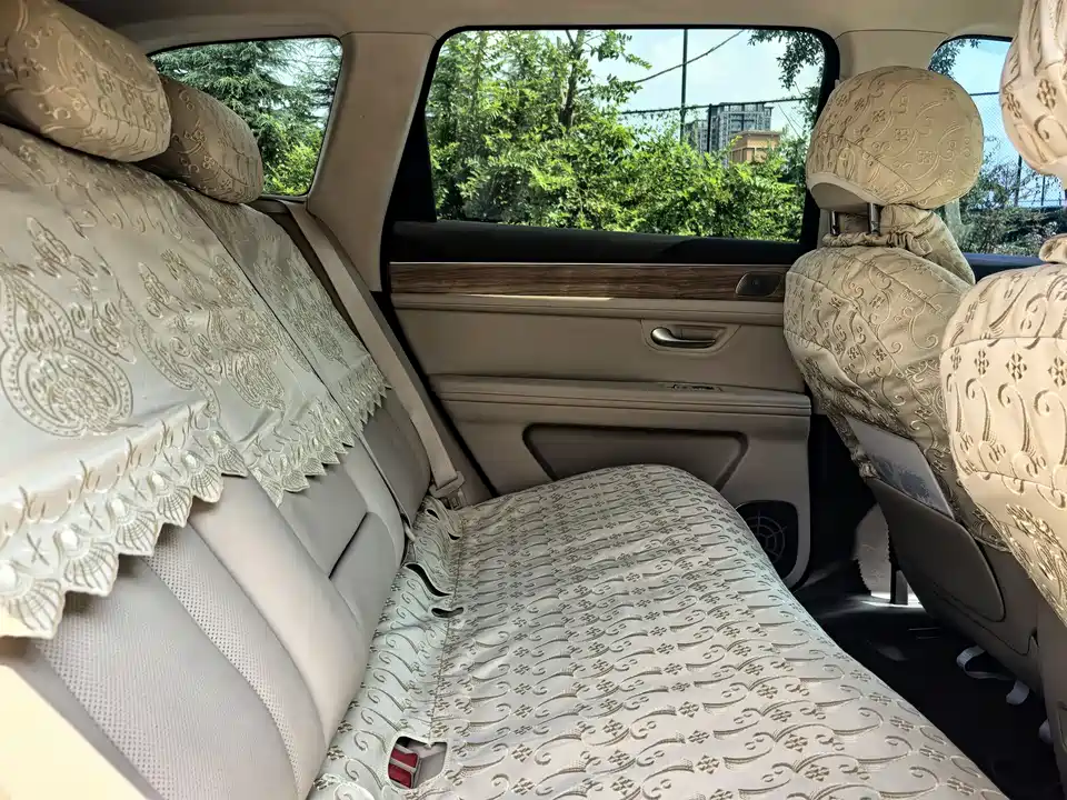 AITO Ask the world M7