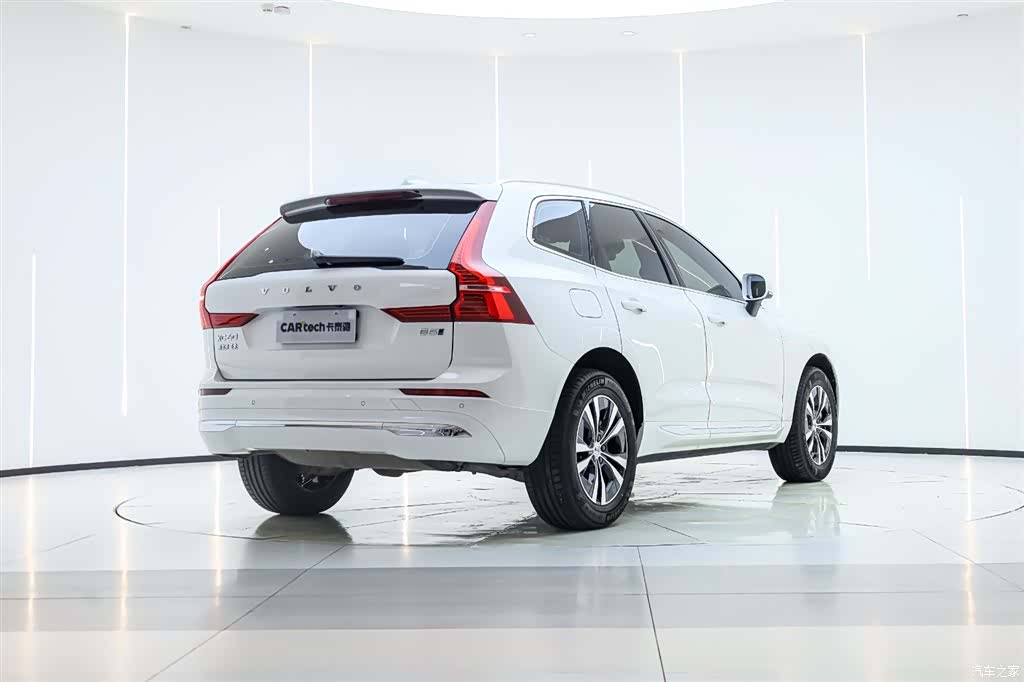 Volvo XC60, 2024 все фото