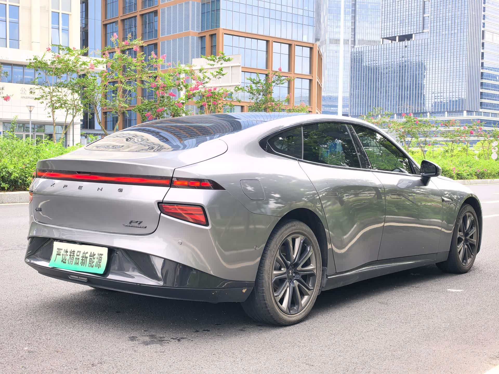 Xpeng P7, 2022 7