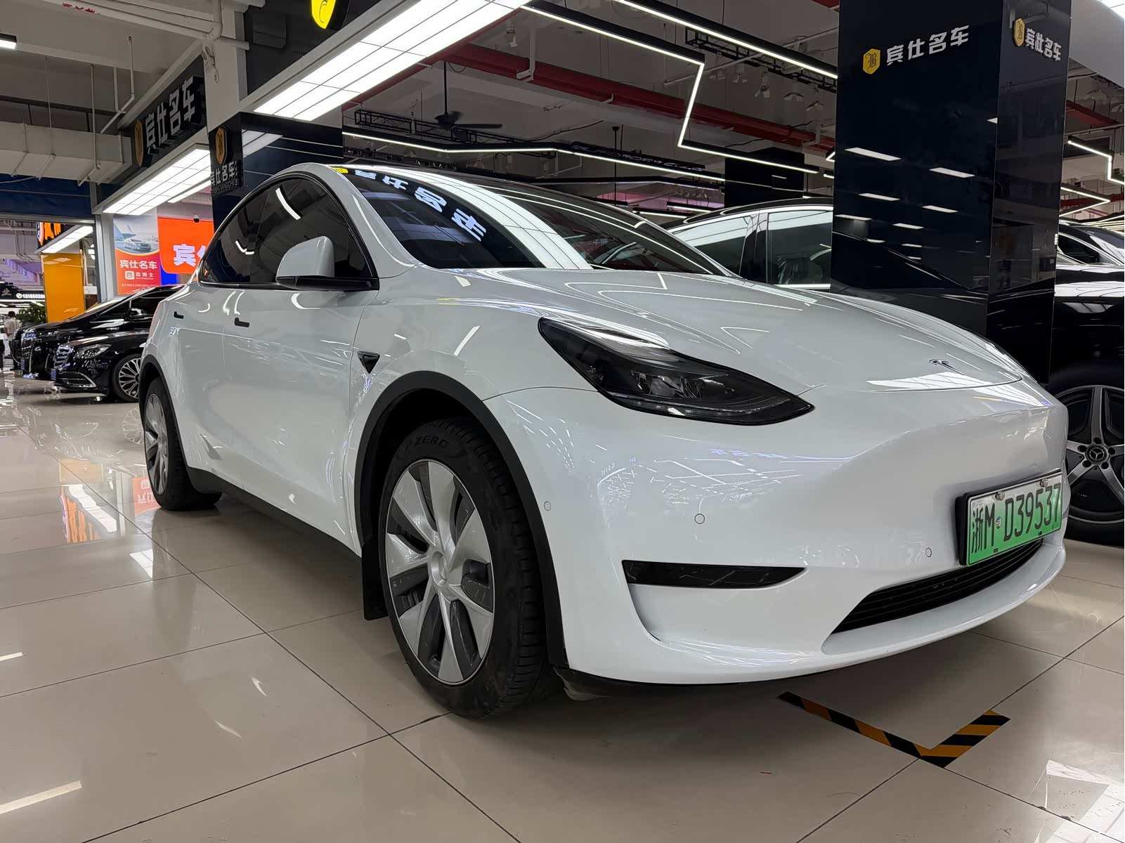 Tesla Model Y, 2023 2
