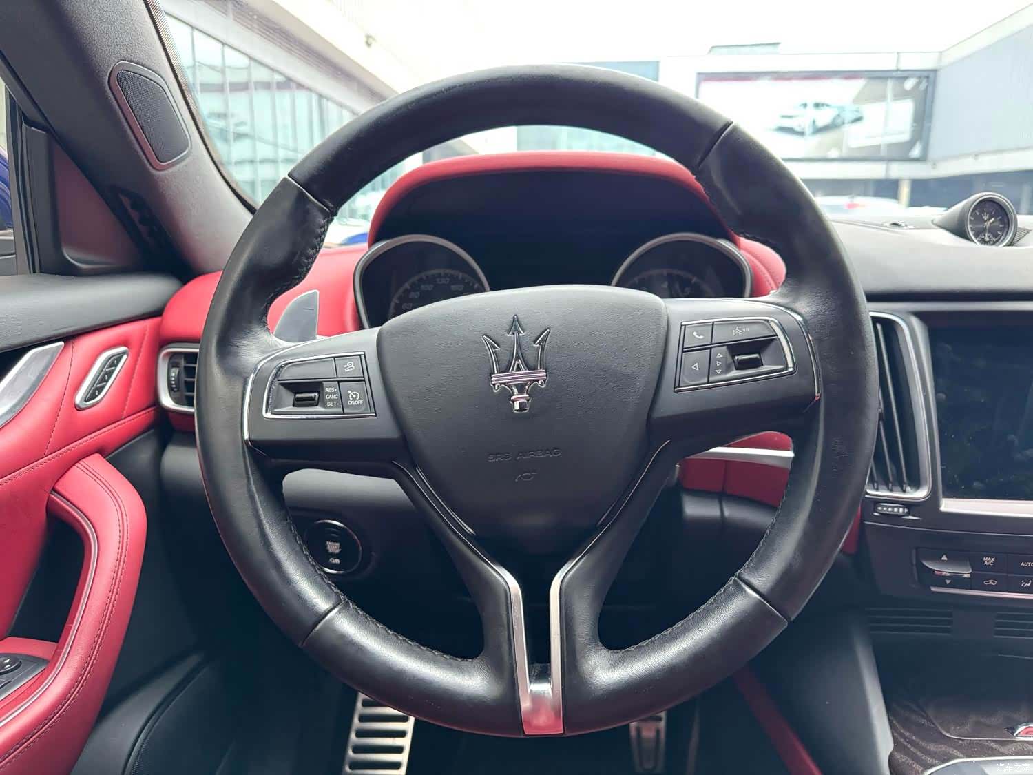 Maserati Levante, 2019 8