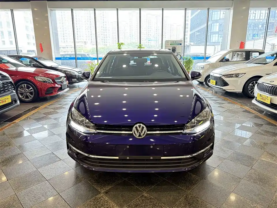Volkswagen golf