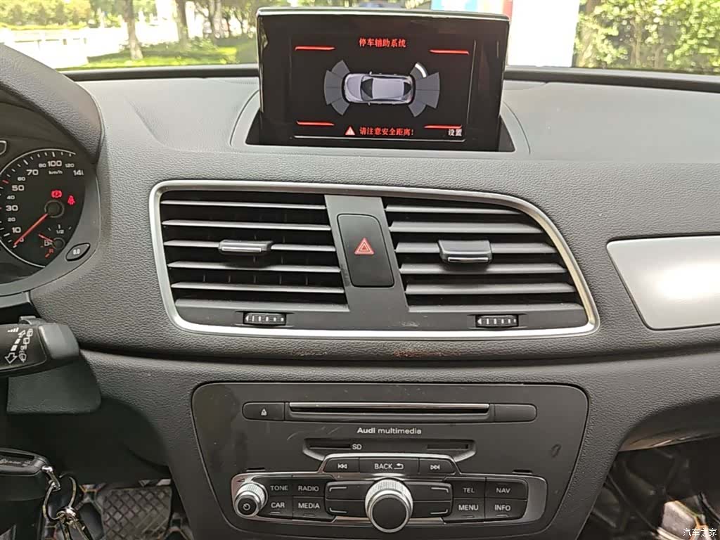 Audi Q3, 2017 13