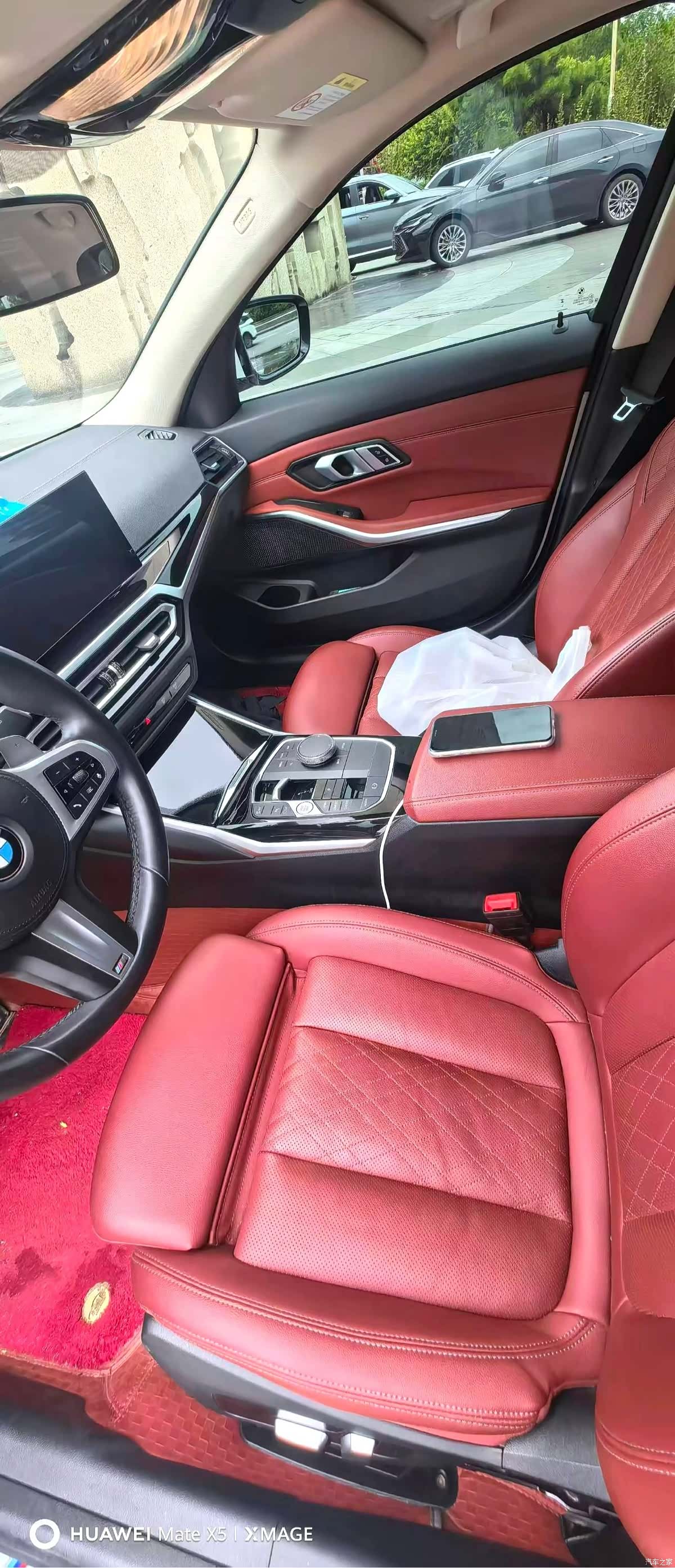 BMW 3 Series, 2023 все фото