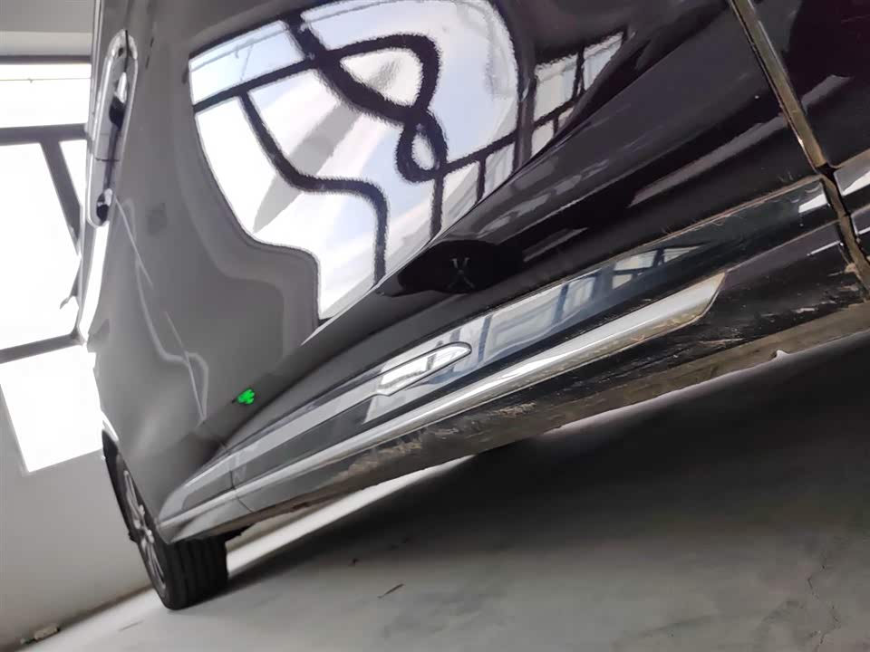 Hongqi HQ9 Hongqi HQ9