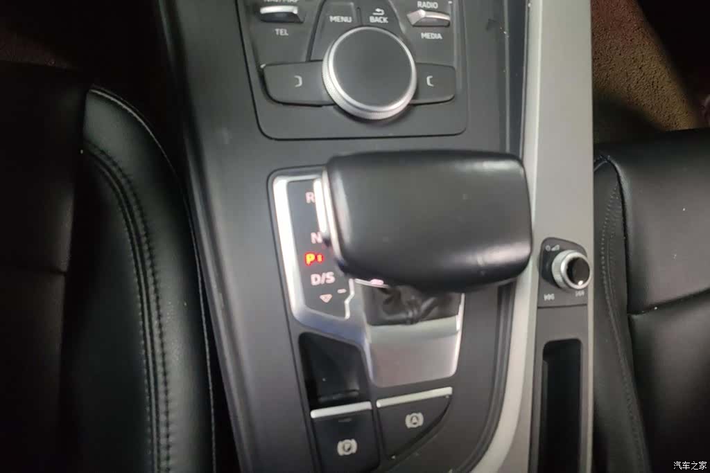 Audi A4L, 2018 16