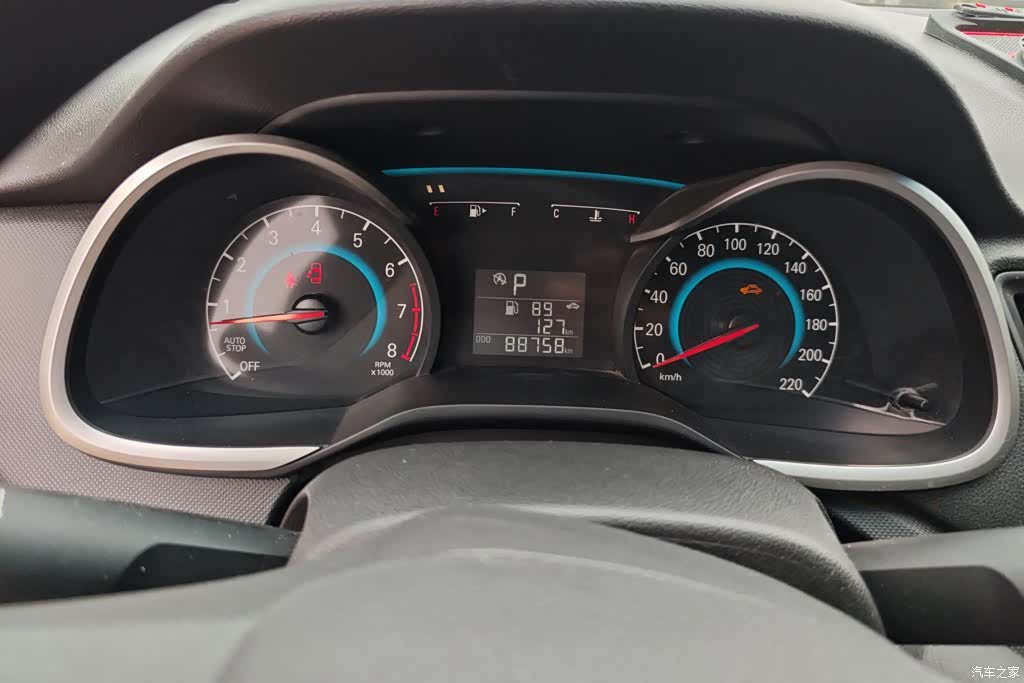 Chevrolet 320, 2018 14