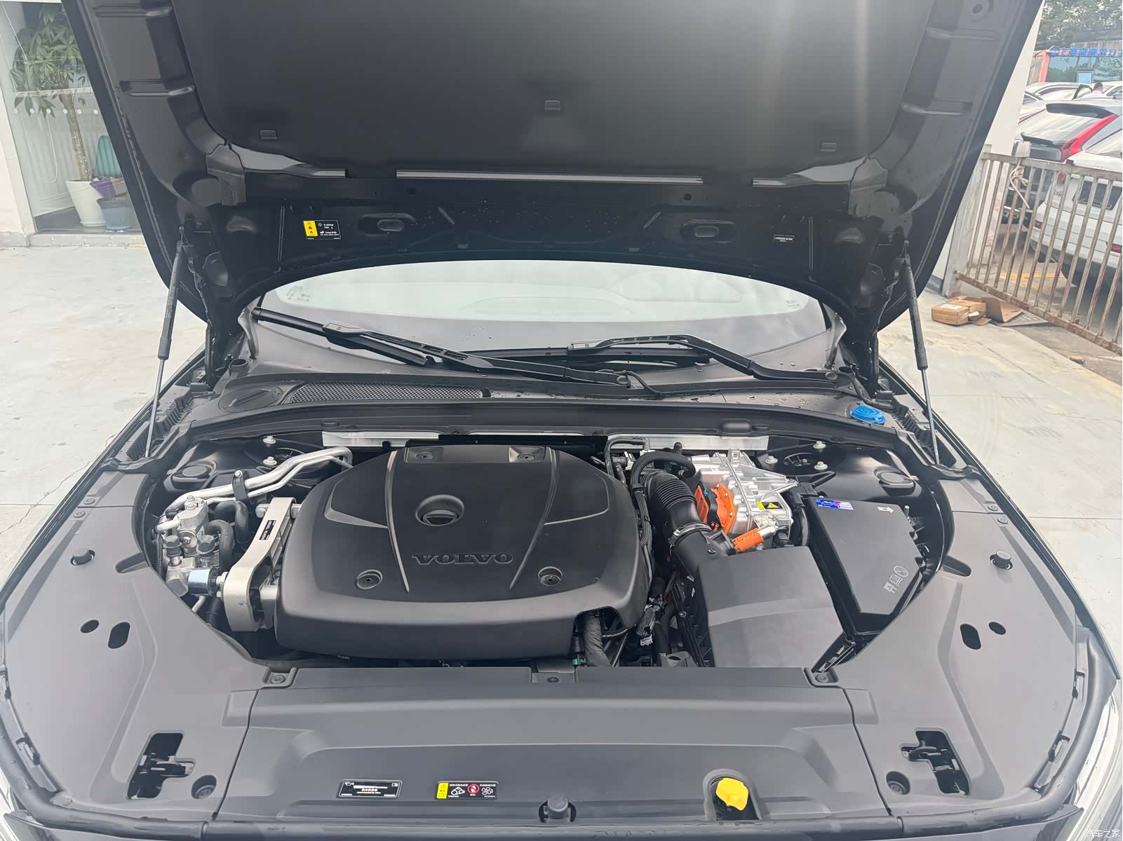 Volvo S90, 2025 11
