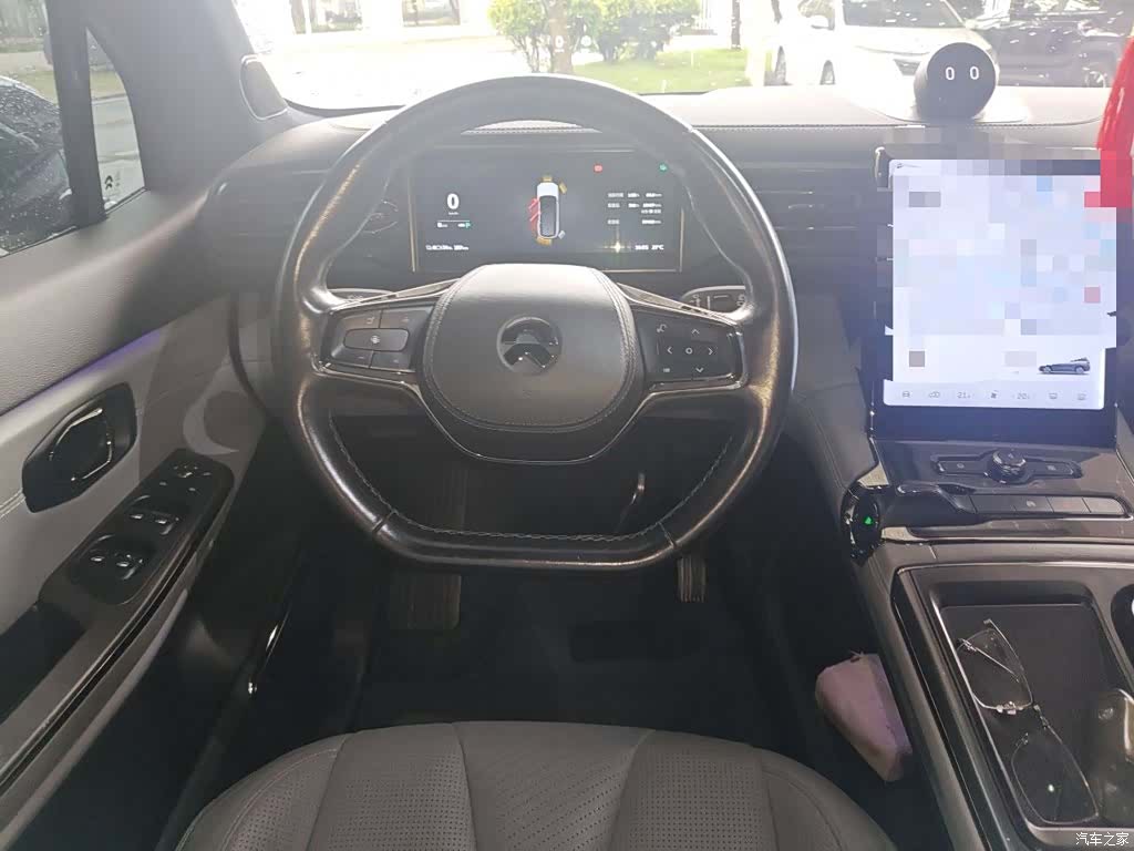 NIO ES8, 2022 3