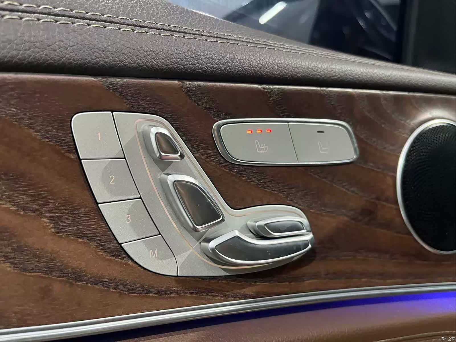 Mercedes-Benz E-Class, 2023 14