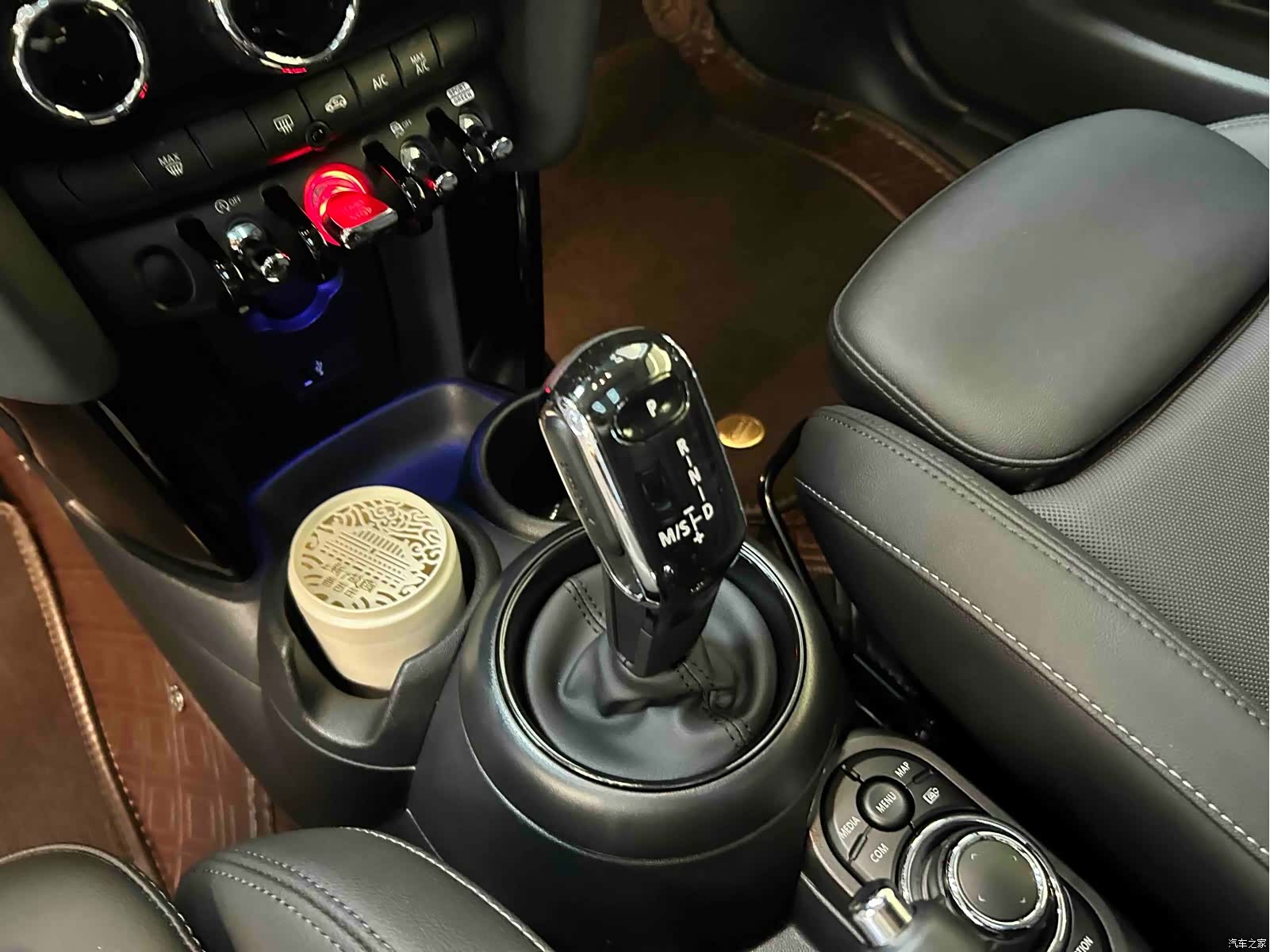 Mini Cooper, 2023 10