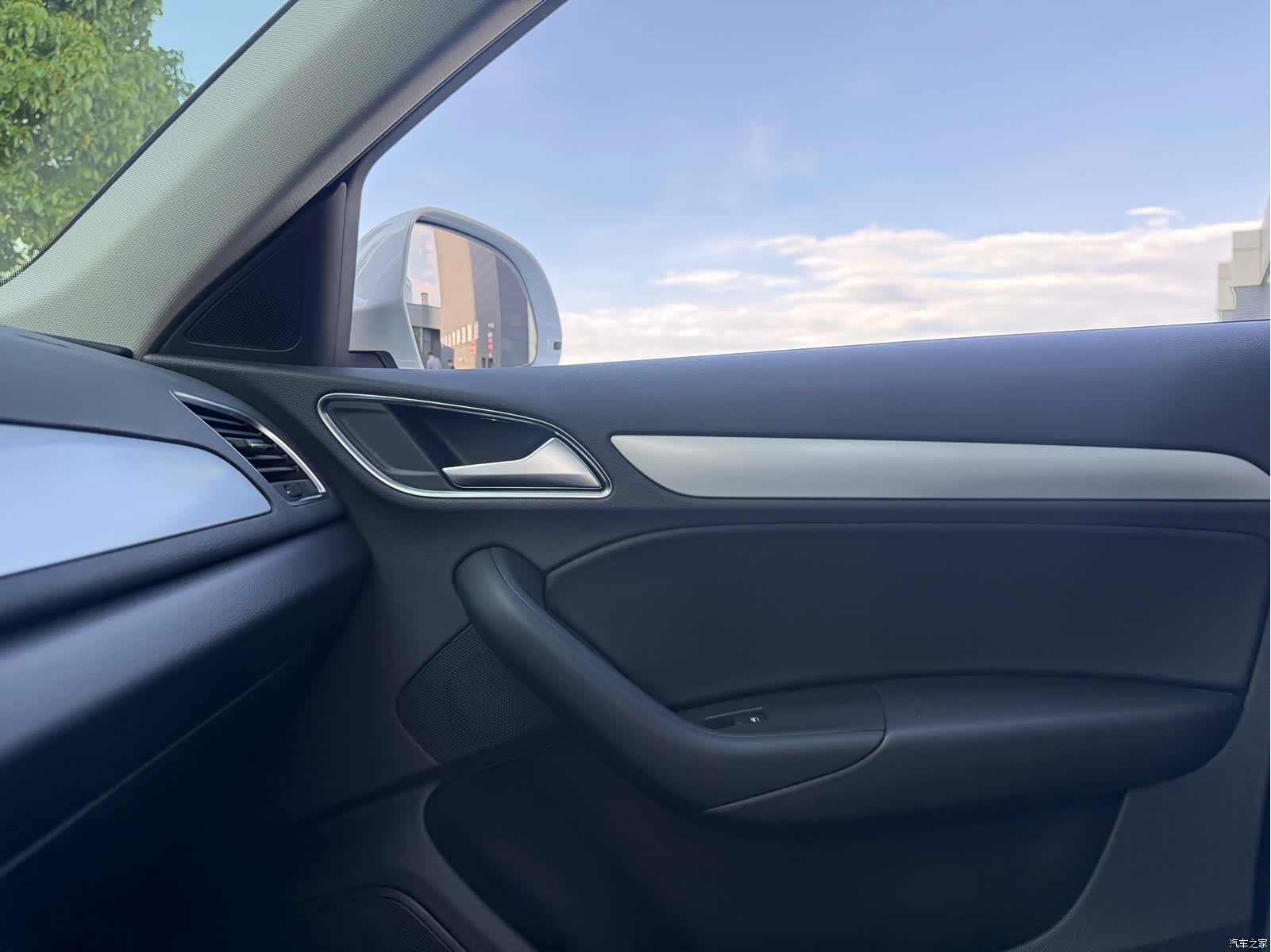 Audi Q3, 2017 28