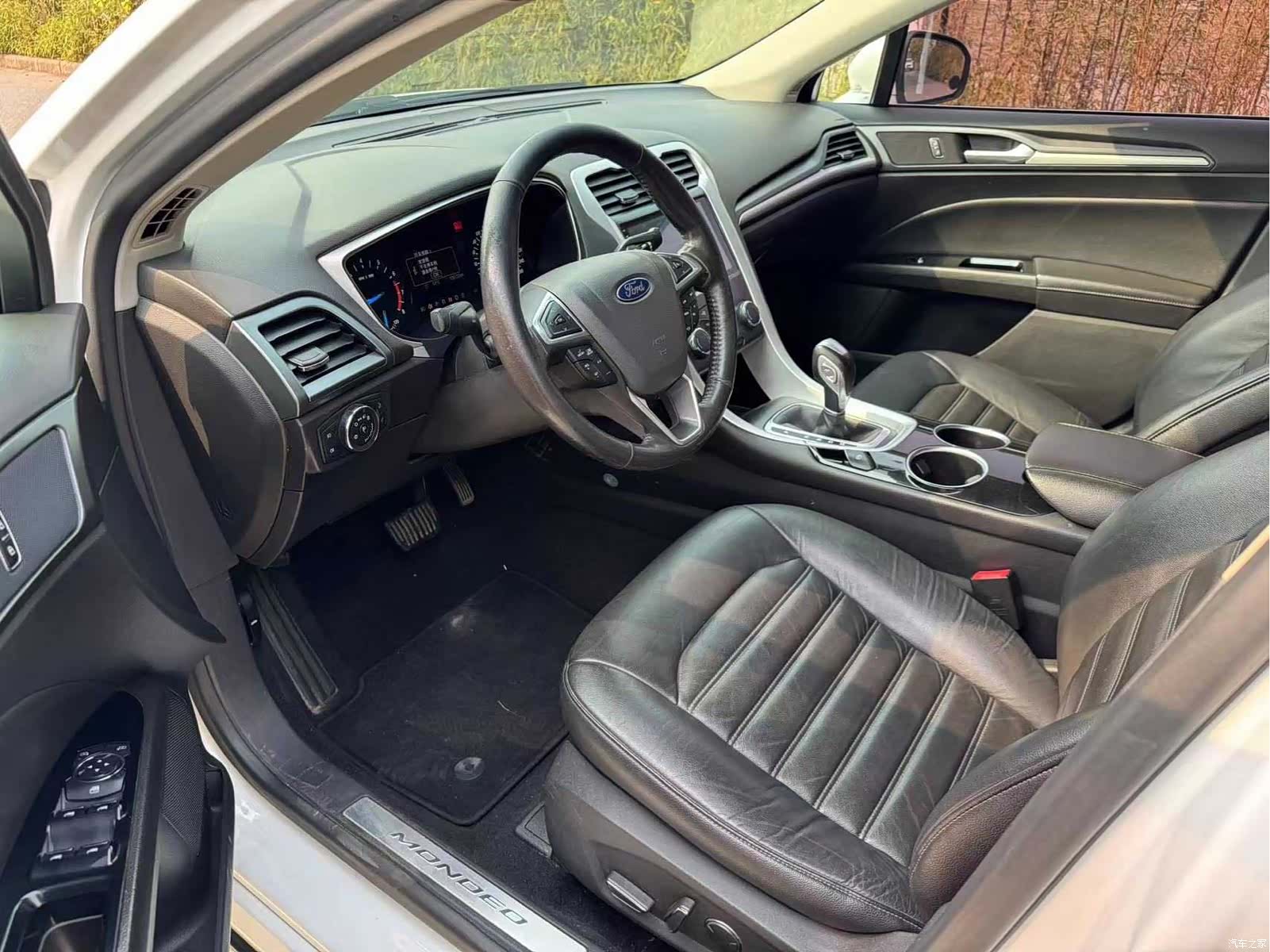 Ford Mondeo, 2016 4