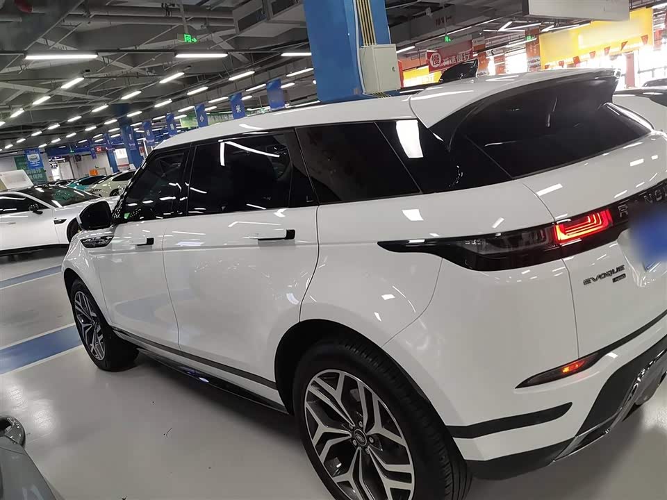 Land Rover Range Rover Aurora Land Rover Range Rover Aurora