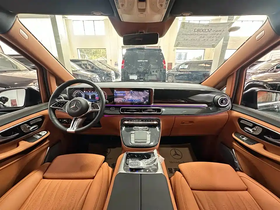 Mercedes-Benz V-class