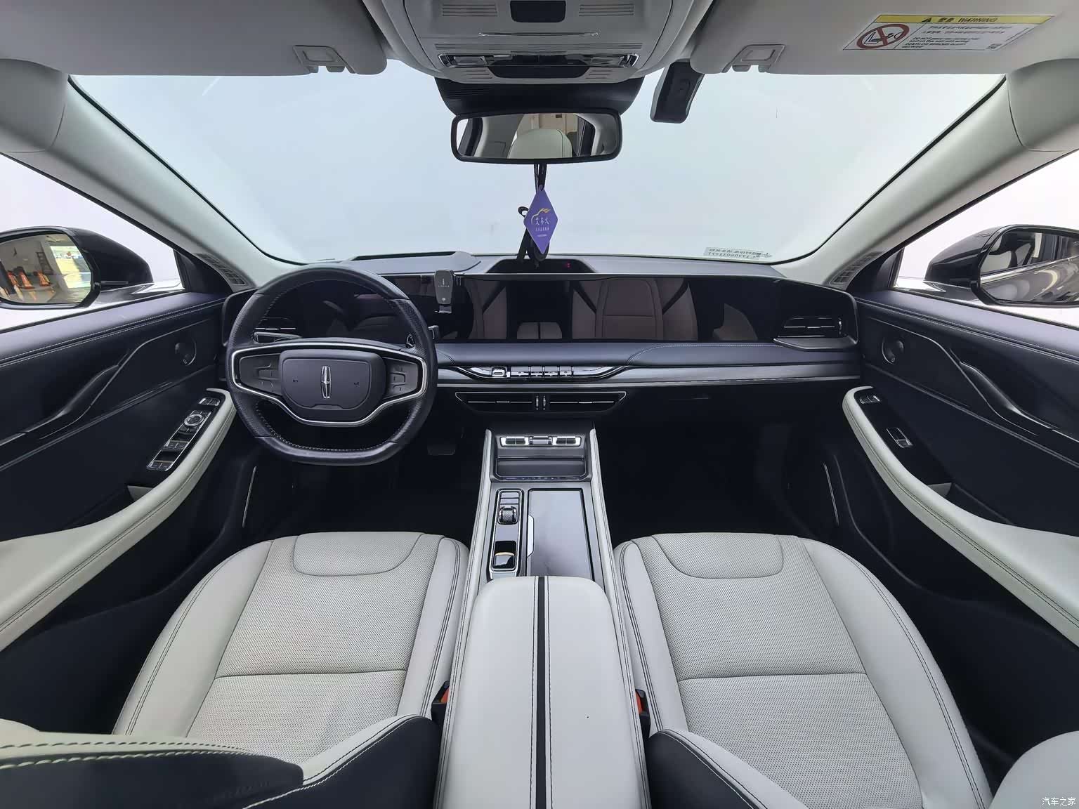 Lincoln Z, 2022 10